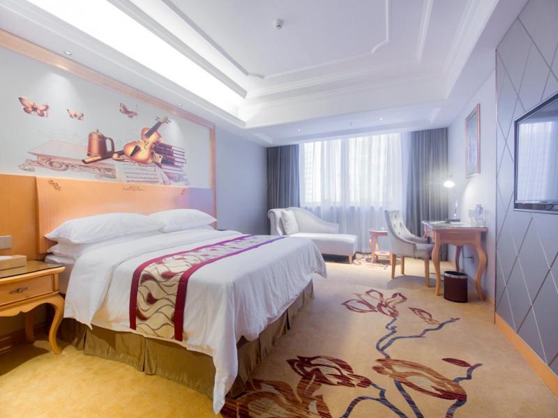 Vienna International Hotel Haikou West Bus Station Bagian luar foto